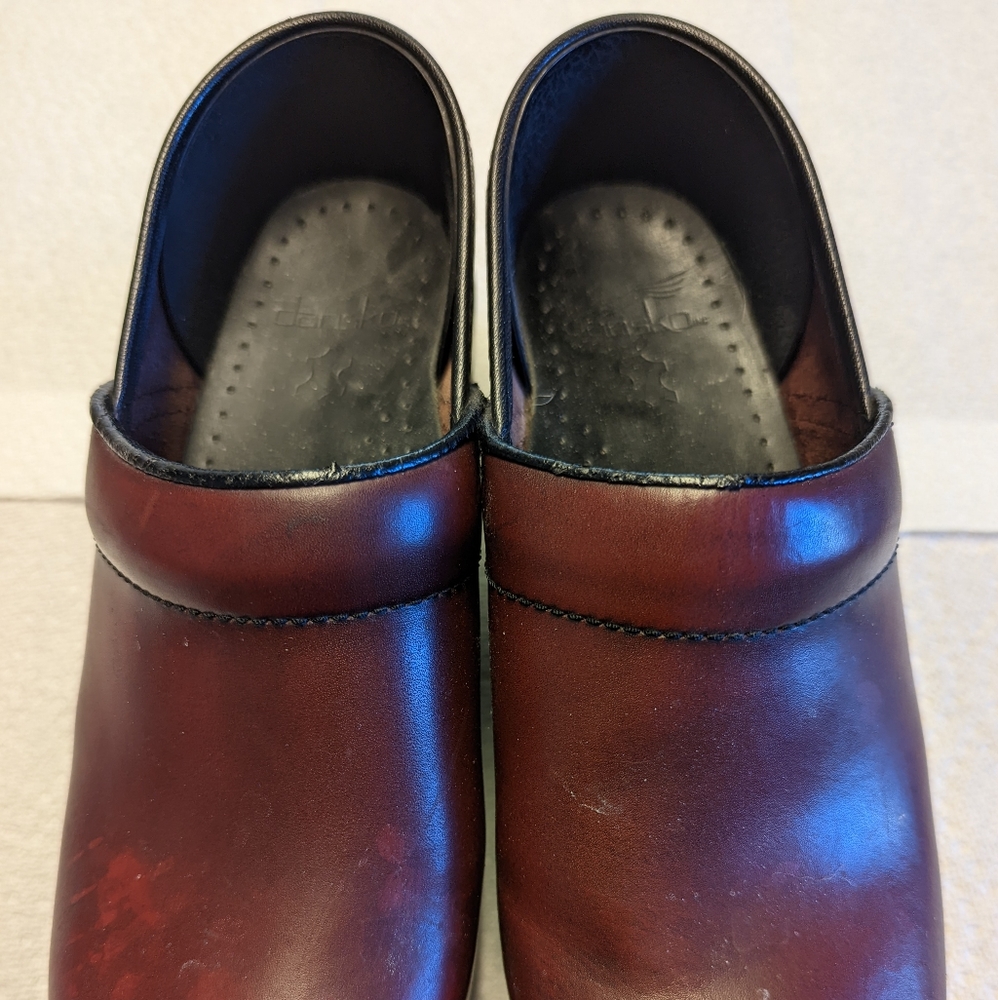Dansko Clogs Size 38
